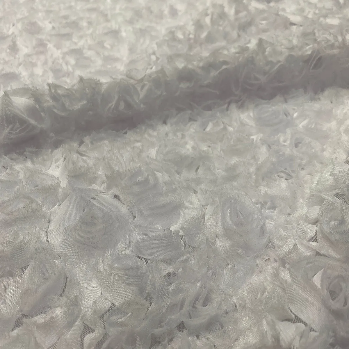 Lush Chiffon Table Linen in White