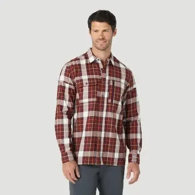 Wrangler Men's Regular Fit ATG Plaid Long Sleeve Button-Down Shirt