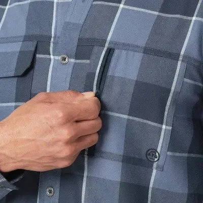 Wrangler Men's Regular Fit ATG Plaid Long Sleeve Button-Down Shirt